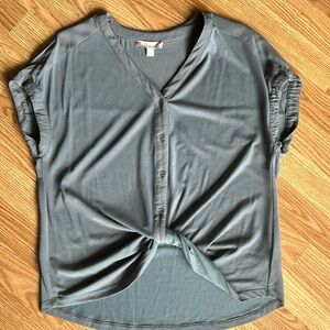 Chelsea28 short sleeve blouse | Country blue | size small